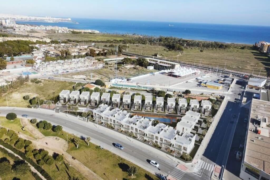 Sun Terrace Apartment Torrevieja Esterno foto
